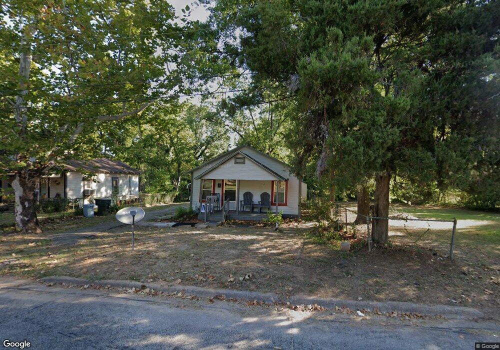 721 Cariker St, Nacogdoches, TX 75961 - photo 1