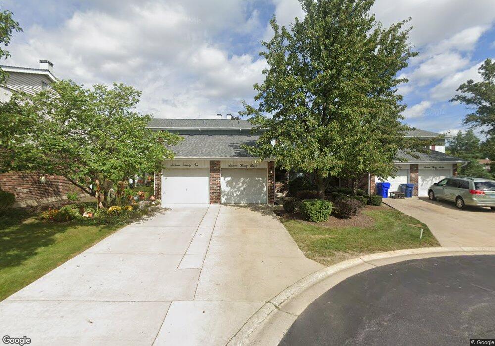 1627 Castbourne Ct unit 4, Wheaton, IL 60189 - photo 1