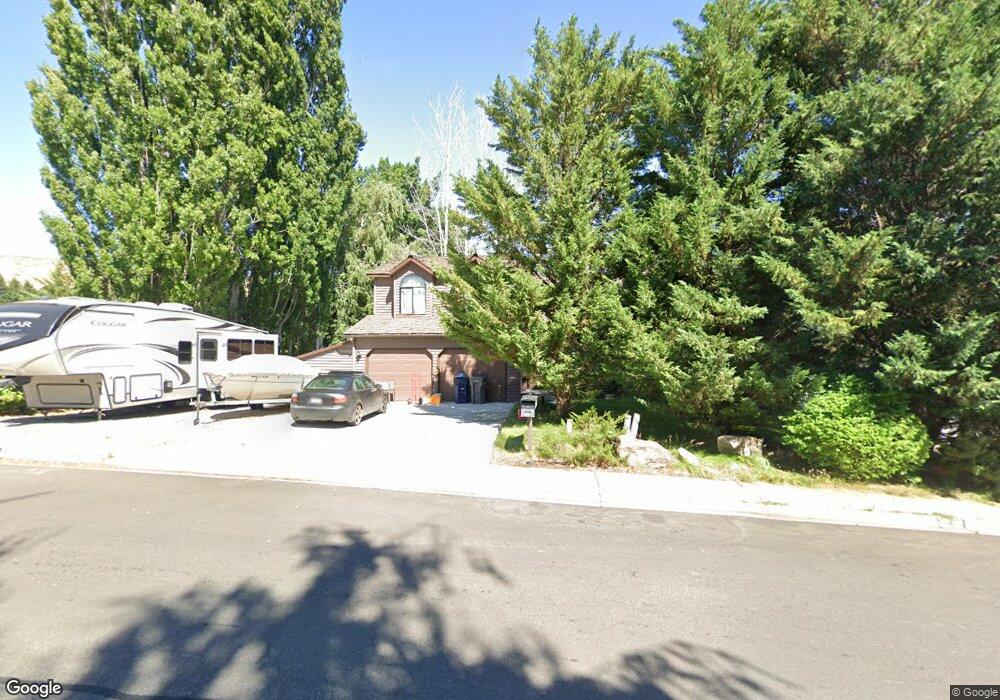 1201 N Grover Place, East Wenatchee, WA 98802 - photo 1