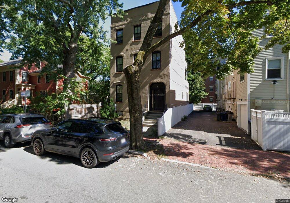 92 Magazine St unit 3, Cambridge, MA 02139 - photo 1