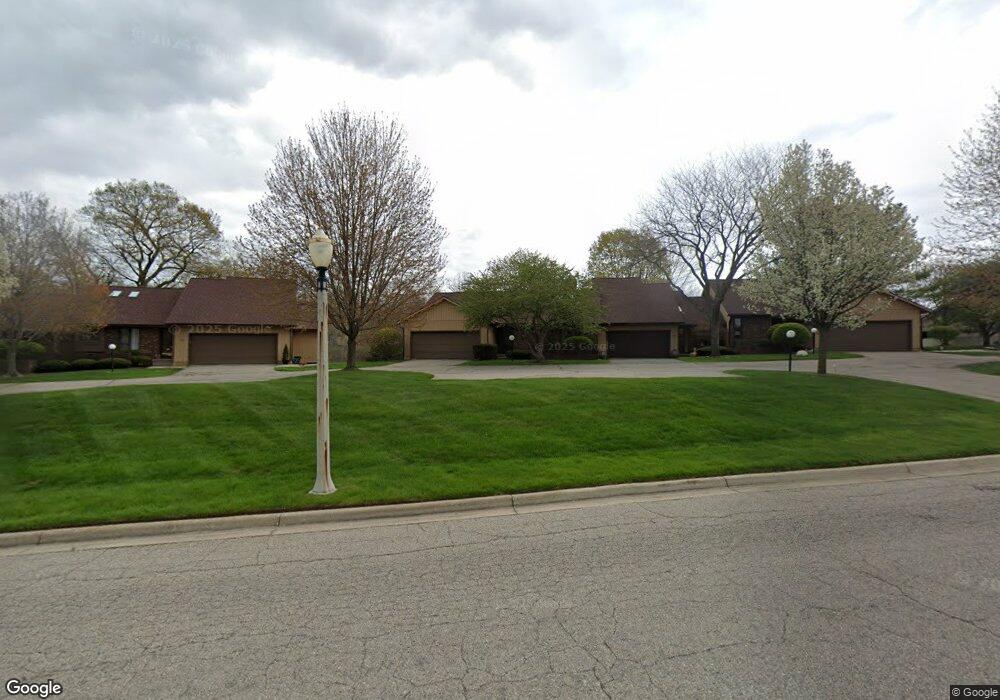 1610 Willow Creek Dr unit 51, Lansing, MI 48917 - photo 1