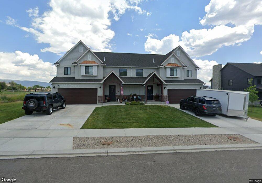 159 S 250 E unit A, Midway, UT 84049 - photo 1