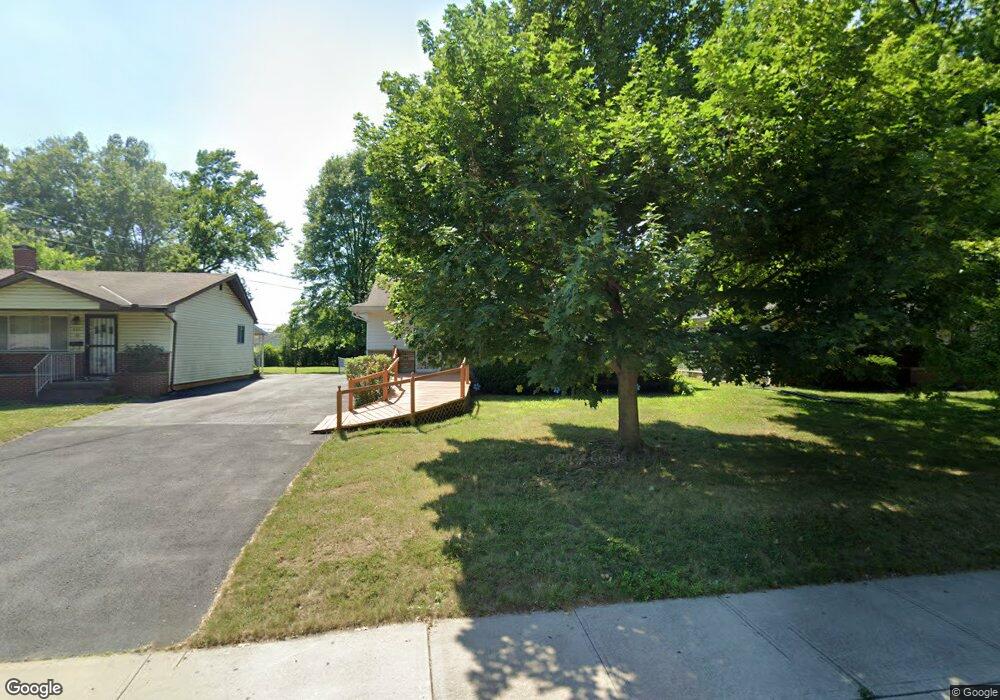 831 Rosemore Ave, Columbus, OH 43213 - photo 1