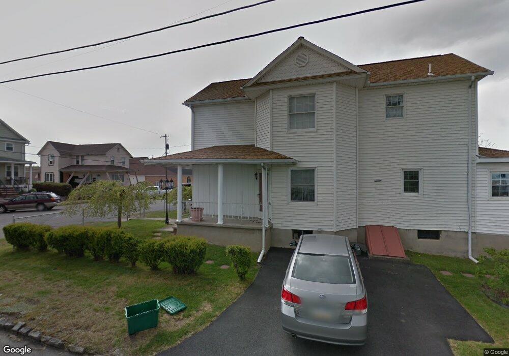 231 Wyoming Ave, Dupont, PA 18641 - photo 1