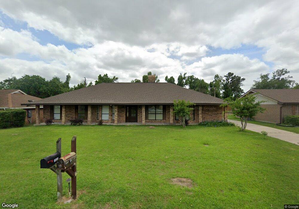 1423 S Greenfield Cir, Lake Charles, LA 70605 - photo 1