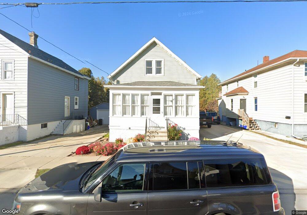 1814 14th St, Two Rivers, WI 54241 - photo 1