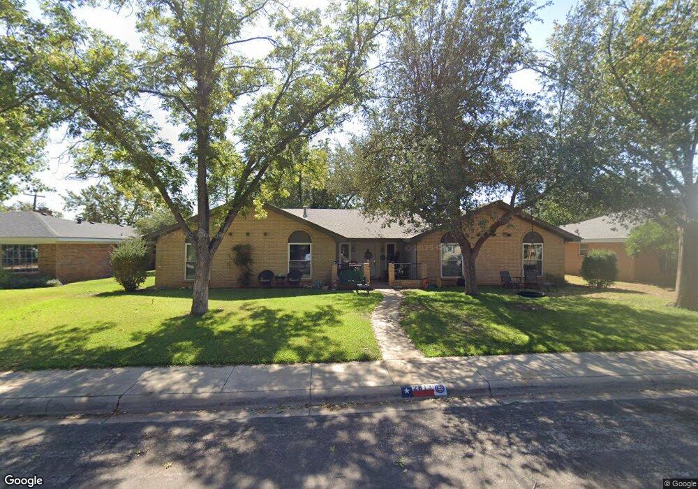 2813 Stutz Dr, Midland, TX 79705 - photo 1