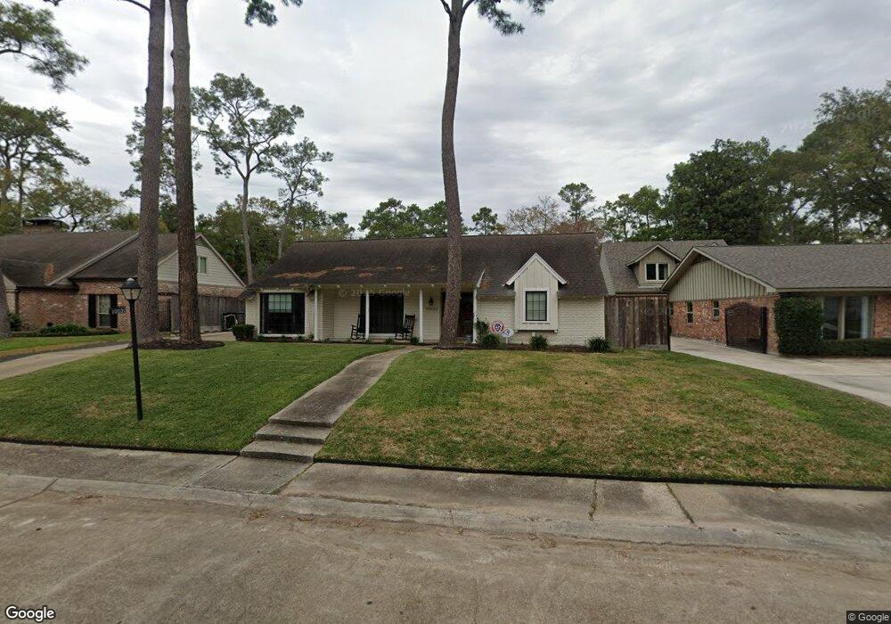 10032 Lynbrook Dr, Houston, TX 77042 - photo 1