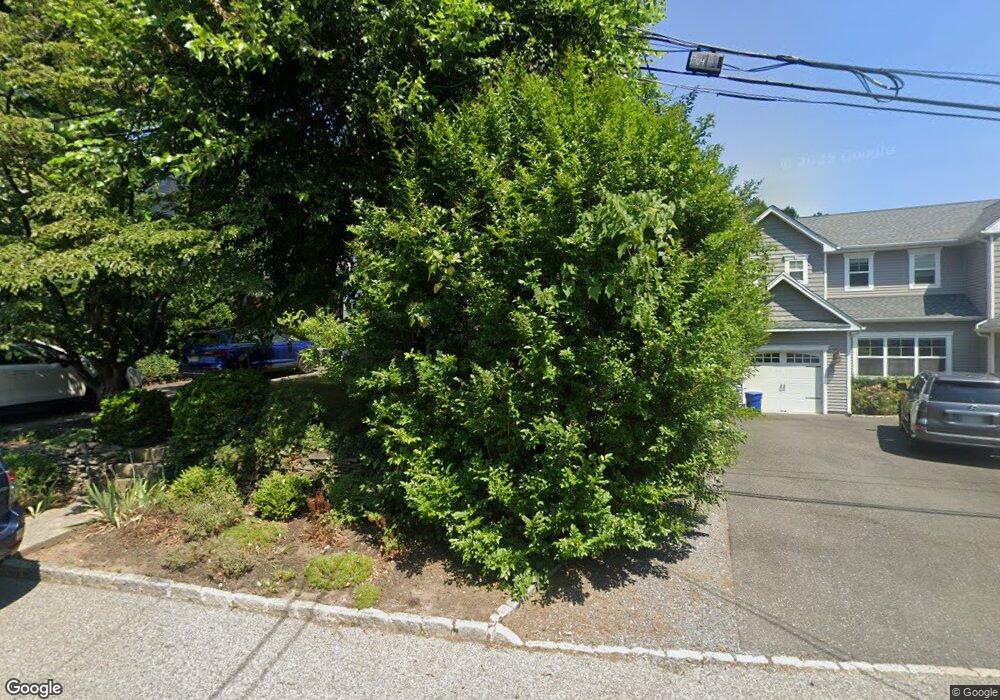 16 The Promenade, Glen Head, NY 11545 - photo 1