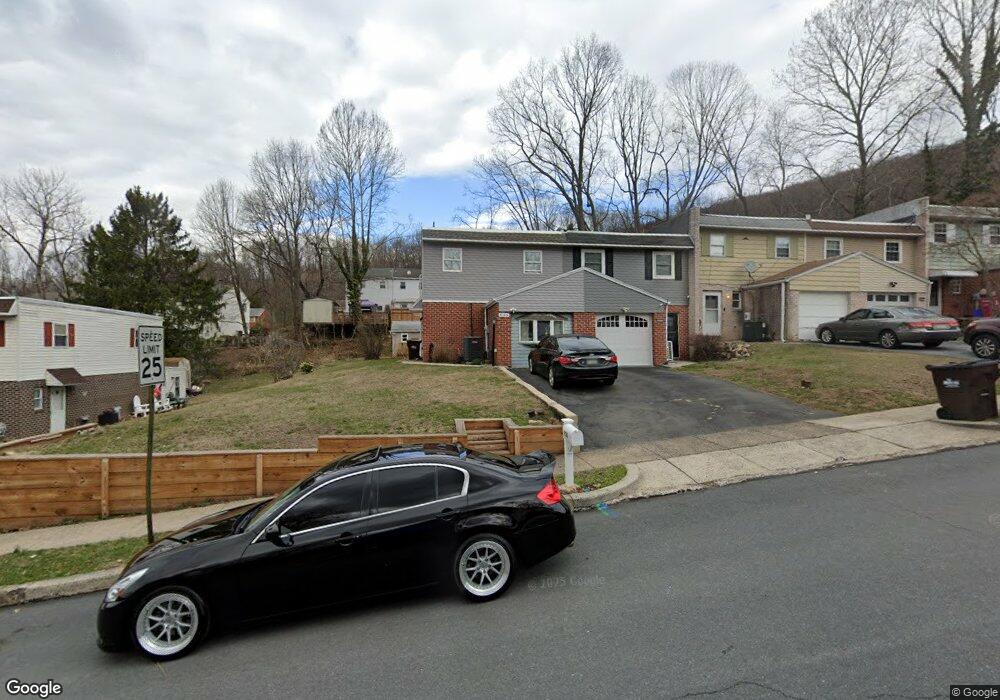 836 Rabbit Ln, Reading, PA 19606 - photo 1