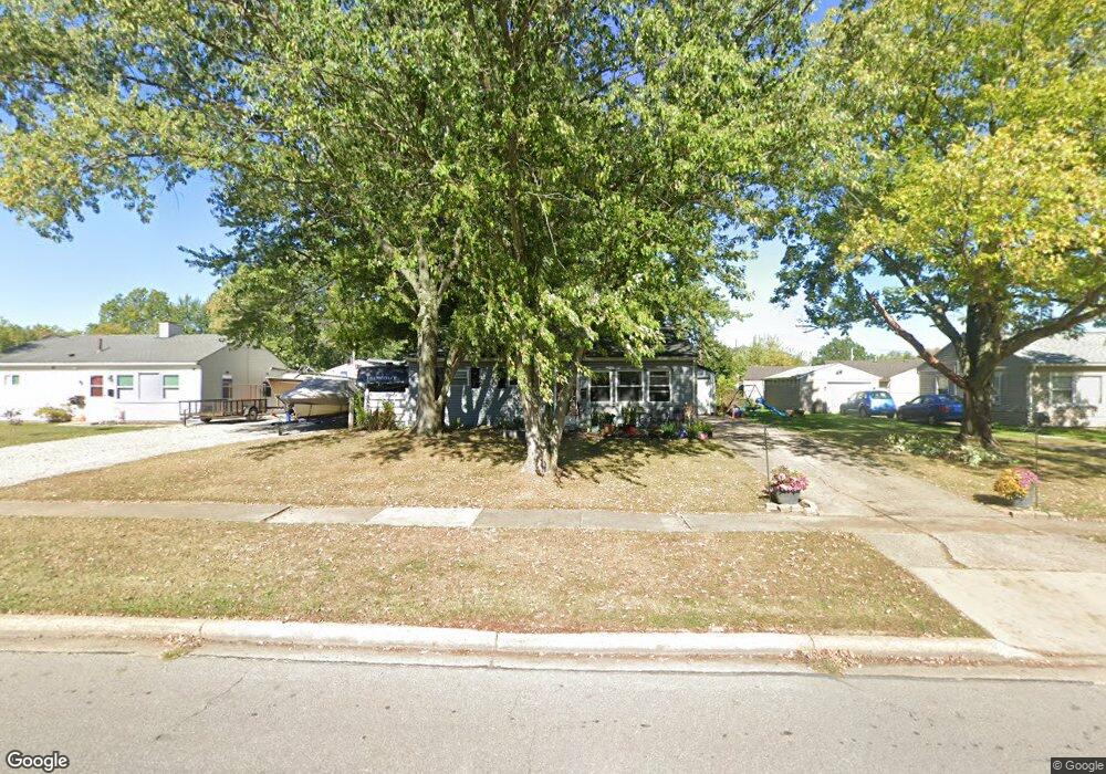 4306 Riverside Dr, Lorain, OH 44055 - photo 1