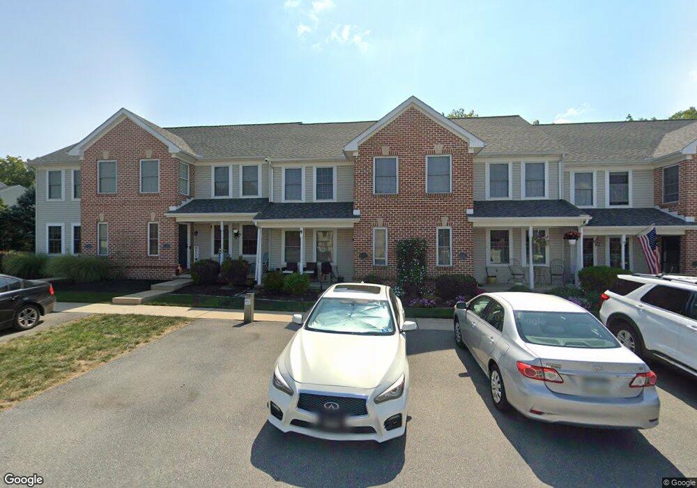 4045 Bradford Cir unit 3, Mount Joy, PA 17552 - photo 1