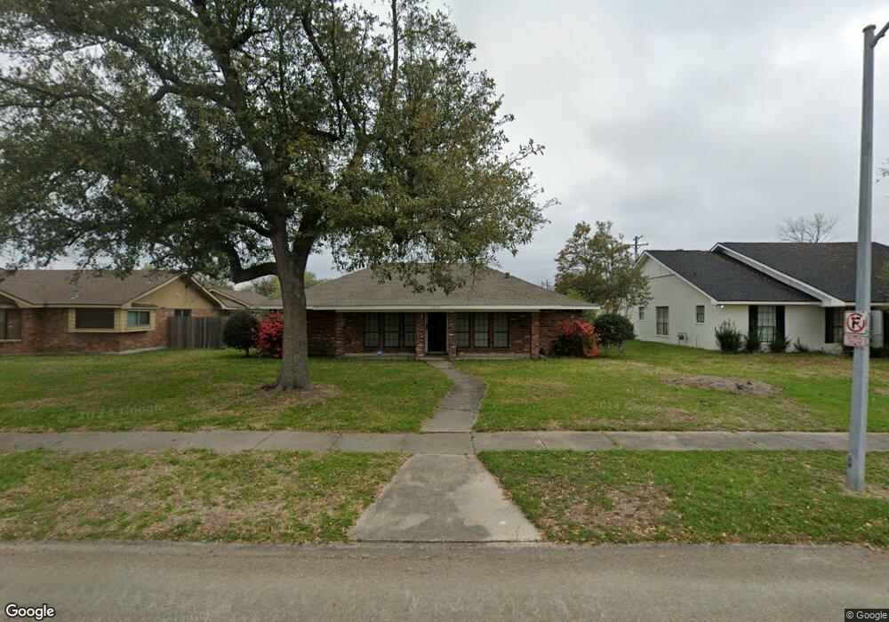 2439 20th St, Lake Charles, LA 70601 - photo 1