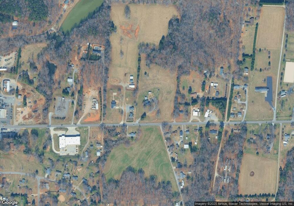 717 Mocksville Hwy, Statesville, NC 28625 - photo 1