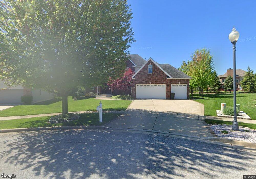 811 James Ct, Crown Point, IN 46307 - photo 1