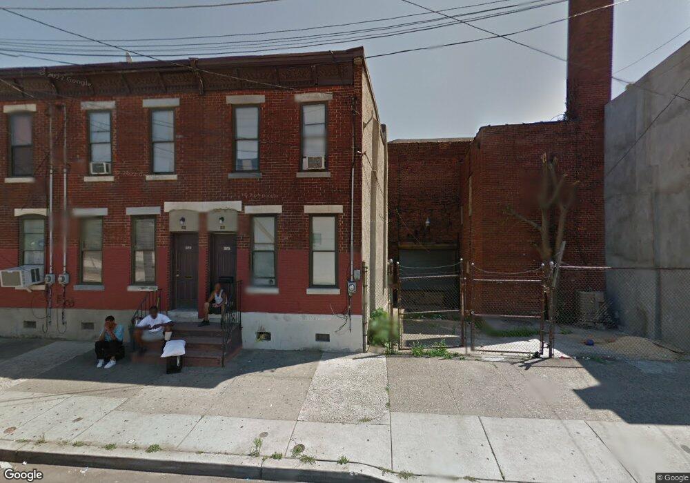 570 Chestnut St, Camden, NJ 08103 - photo 1