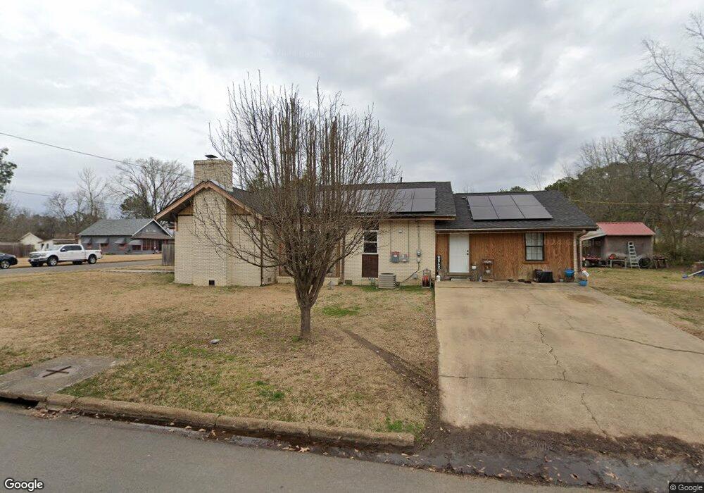 600 E Beech St, Gurdon, AR 71743 - photo 1