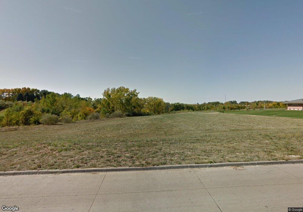 2275 W 20th St S unit S, Newton, IA 50208 - photo 1