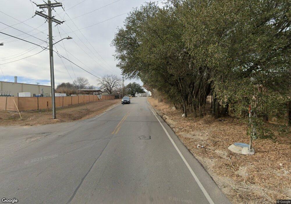 1305 Jameson St, Weatherford, TX 76085 - photo 1