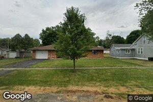 214 N Macon St, Moweaqua, IL 62550