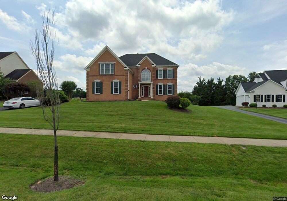 16507 Harbour Town Dr, Silver Spring, MD 20905 - photo 1