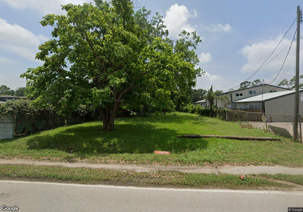 52 Berry Rd, Houston, TX 77022 - photo 1