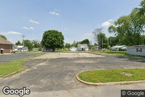 206 E Franklin St, Roachdale, IN 46172