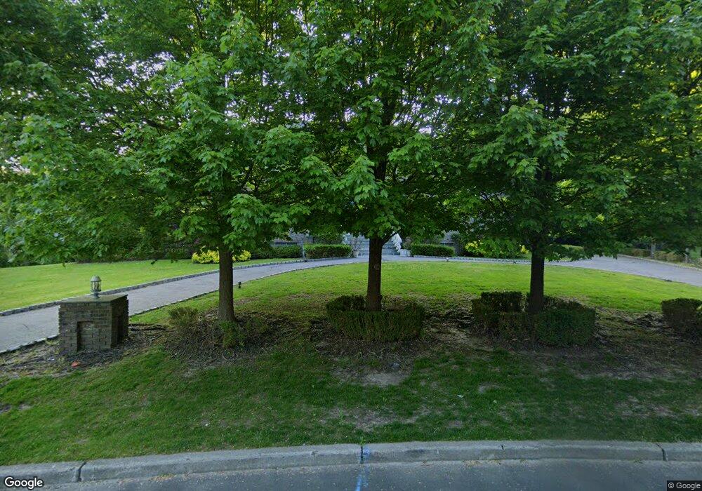 2 Grosser Ln, Monsey, NY 10952 - photo 1