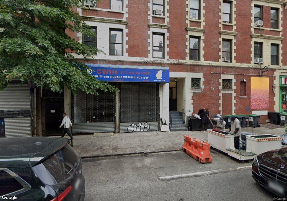 364 W 36 Th St unit 2 A, Clinton Hill, NY 10018 - photo 1