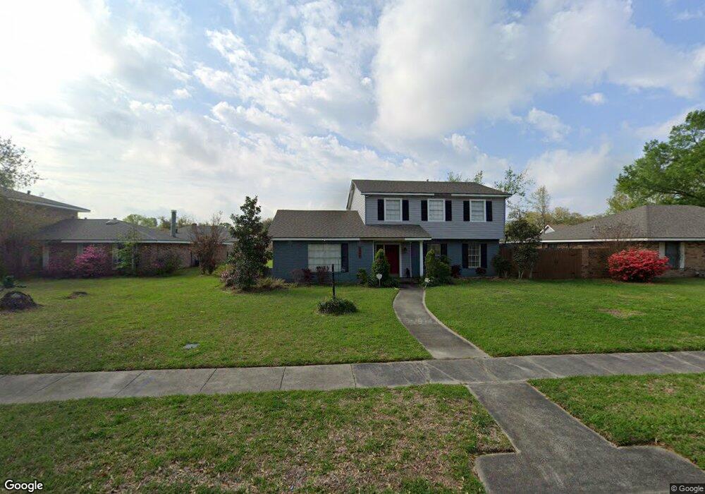 2340 22nd St, Lake Charles, LA 70601 - photo 1