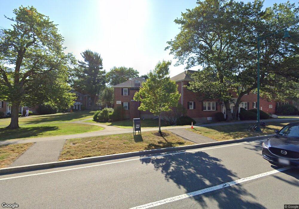 15 Hammond Pond Pkwy unit 2,15, Chestnut Hill, MA 02467 - photo 1