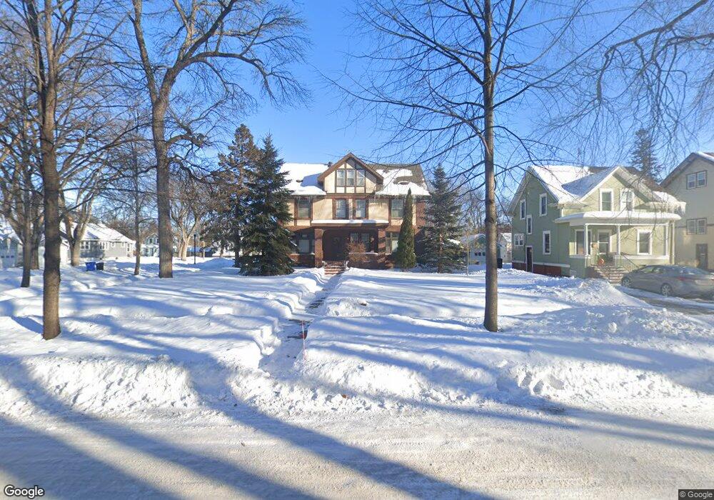 1102 6th St S, Fargo, ND 58103 - photo 1