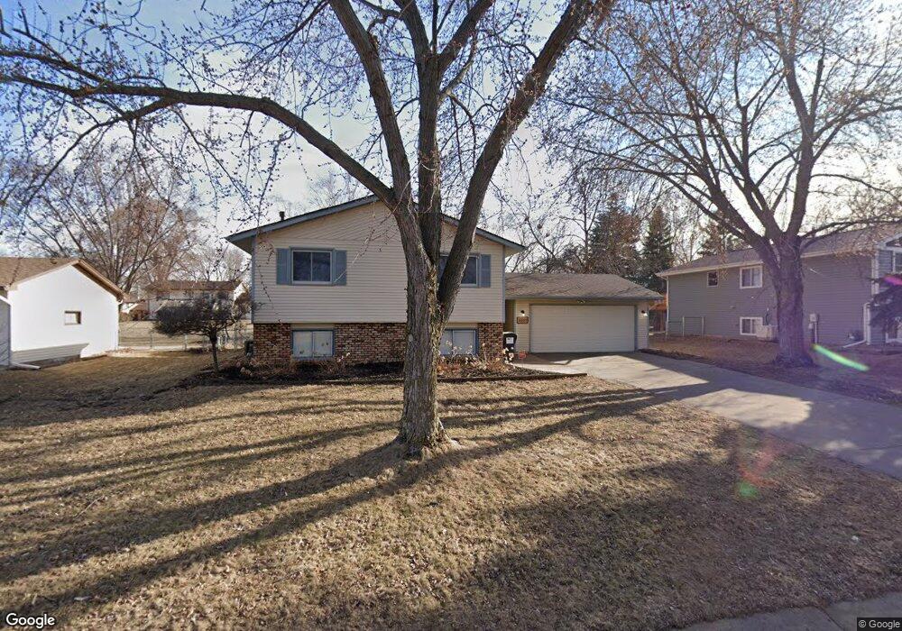 10599 97th Place N, Maple Grove, MN 55369 - photo 1