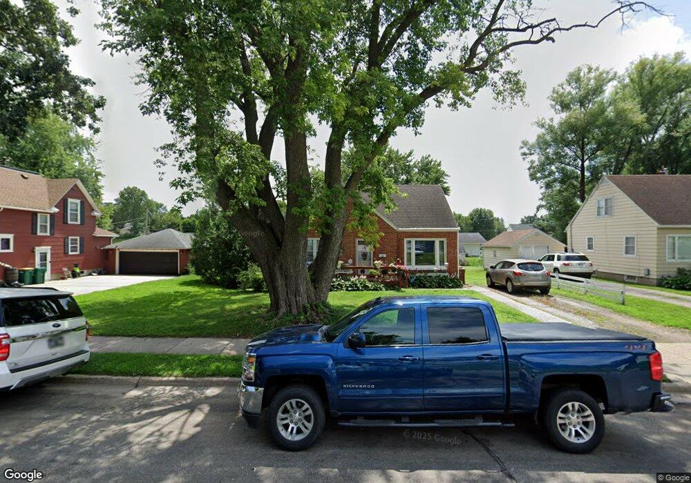 604 E Hawthorne St, Albert Lea, MN 56007 - photo 1