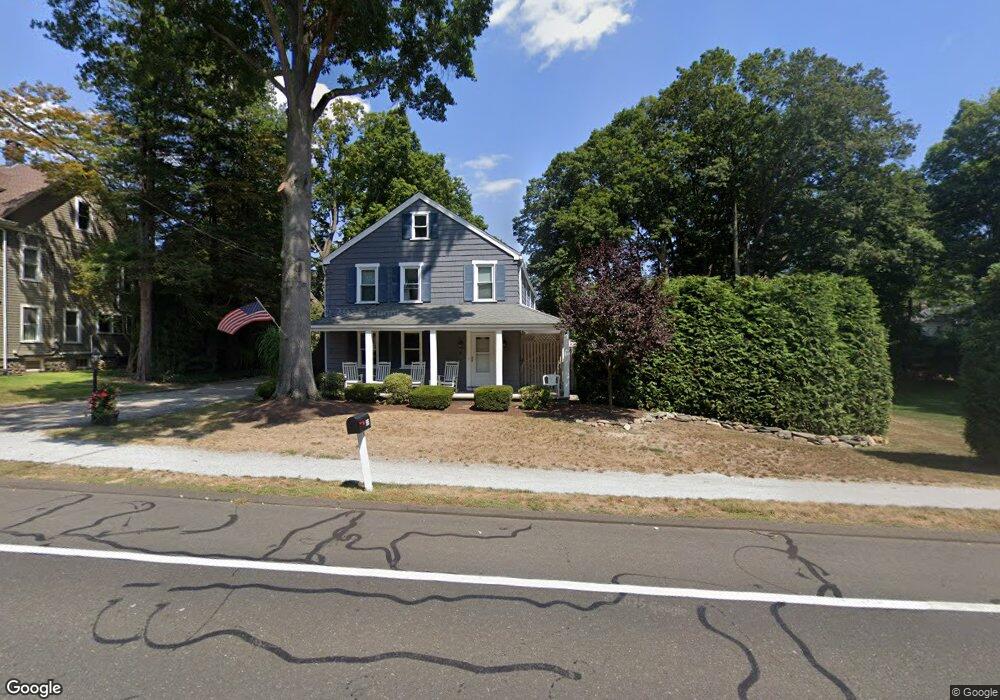 585 Orange Center Rd, Orange, CT 06477 - photo 1