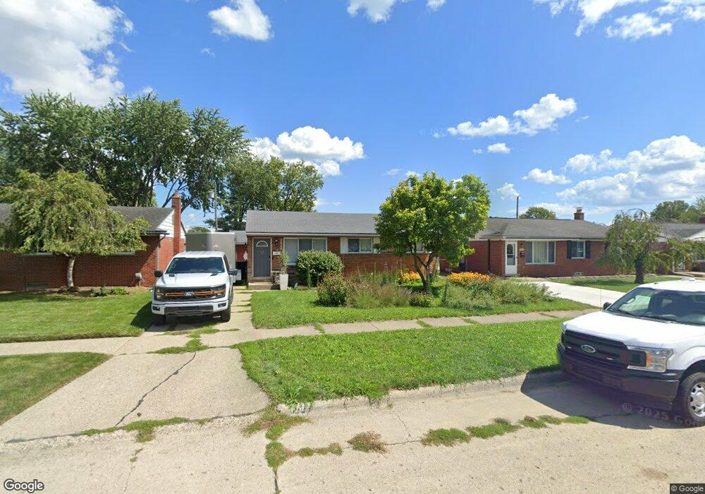 30546 Spybrook St, Roseville, MI 48066 - photo 1