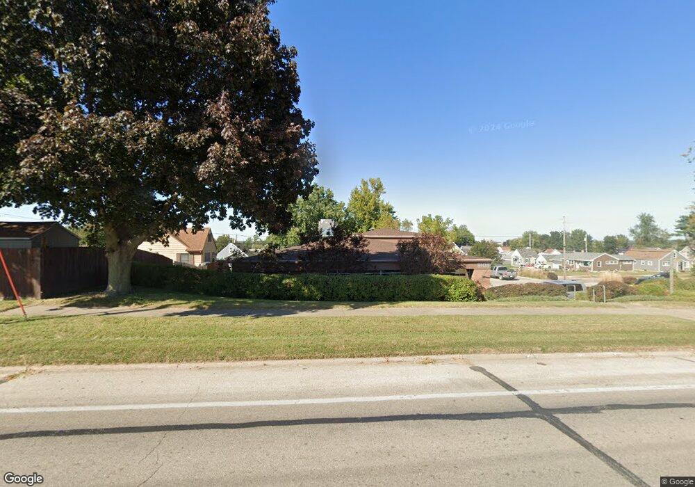 808 Wilson Ave SW, Cedar Rapids, IA 52404 - photo 1