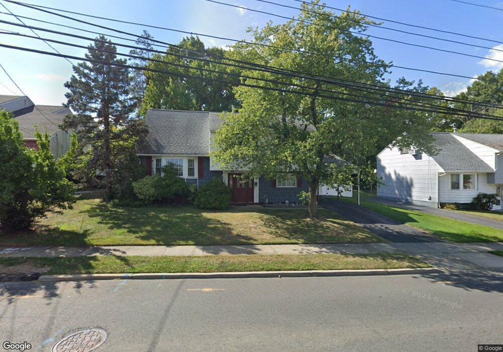 605 Laurel Ave, Hazlet, NJ 07730 - photo 1
