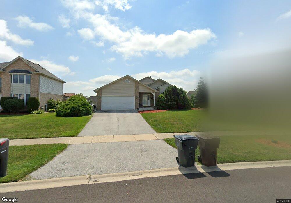 3901 Edgewater Dr, Hazel Crest, IL 60429 - photo 1