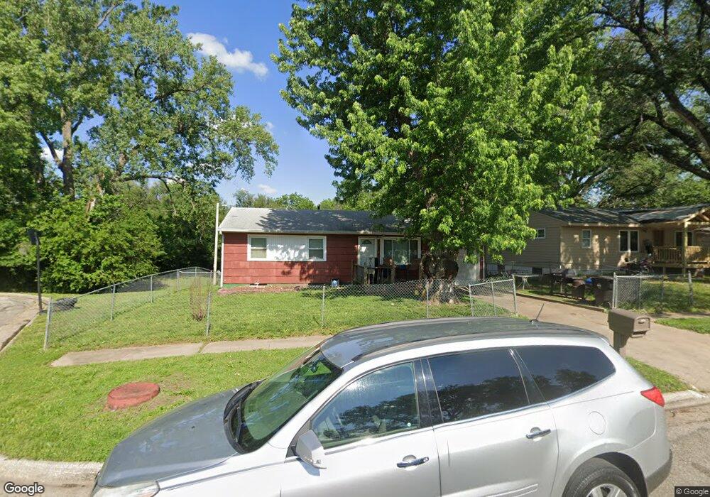 3534 SE Humboldt St, Topeka, KS 66605 - photo 1