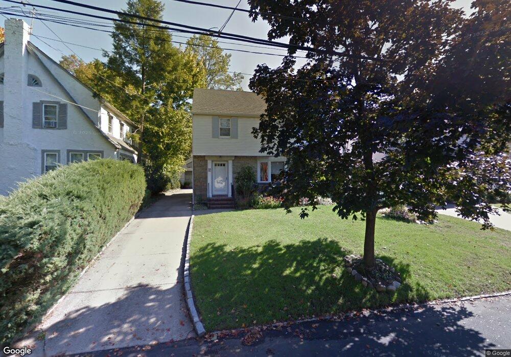 47 Colgate Rd, Great Neck, NY 11023 - photo 1