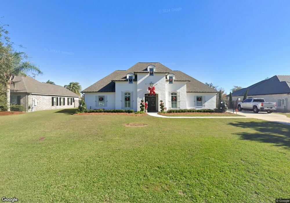 4201 Bayou Oaks Cir, Marrero, LA 70072 - photo 1