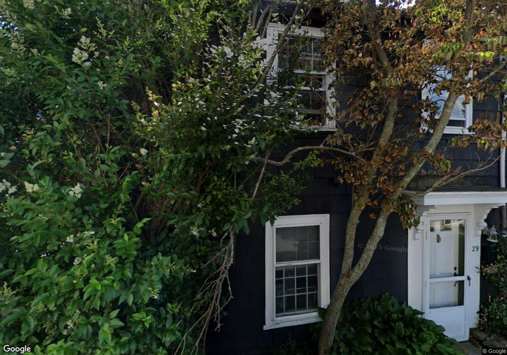 31 Circle St, Marblehead, MA 01945 - photo 1