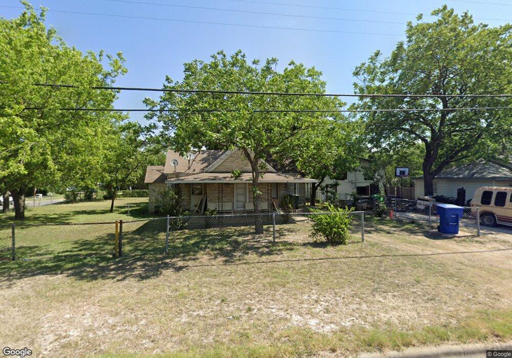 208 W Ave a, Copperas Cove, TX 76522 - photo 1
