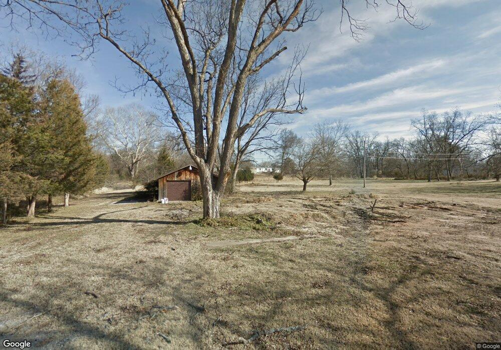 1525 N Kern Ave, Okmulgee, OK 74447 - photo 1