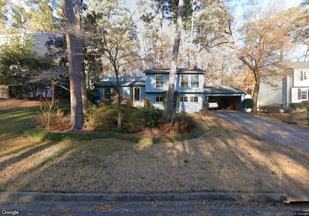 9675 N Pond Cir, Roswell, GA 30076 - photo 1
