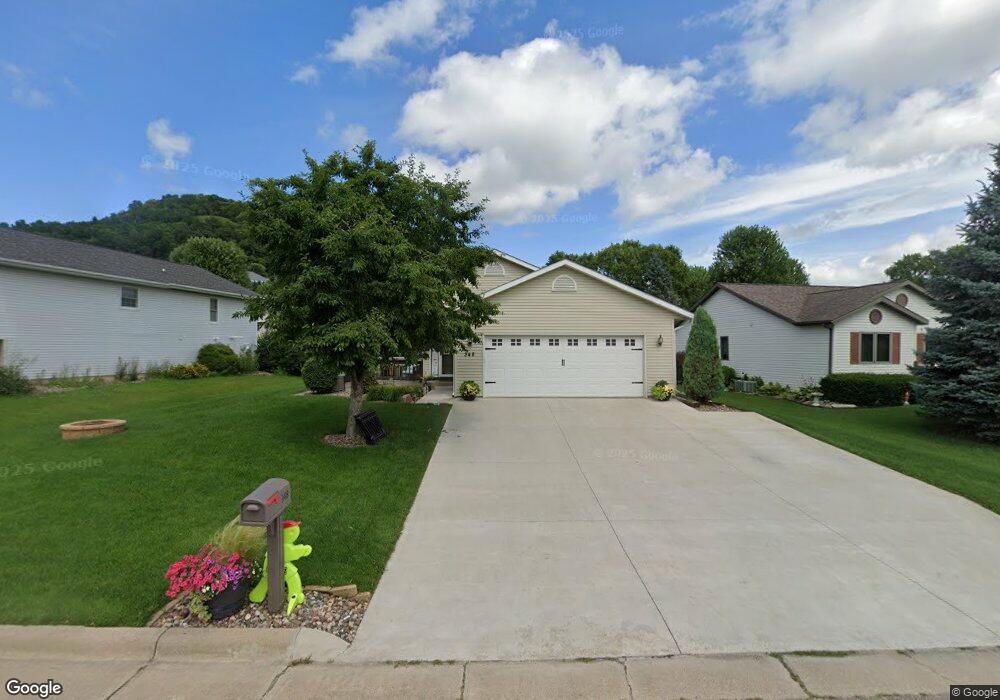 348 Beacon Valley Rd, La Crescent, MN 55947 - photo 1