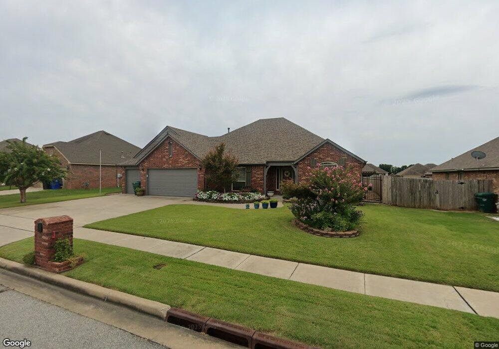 3307 E Fairmont Place, Broken Arrow, OK 74014 - photo 1