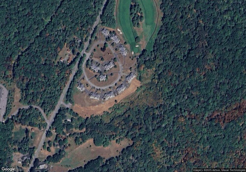 7162 Skytop Meadow Dr unit 27, Skytop, PA 18357 - photo 1