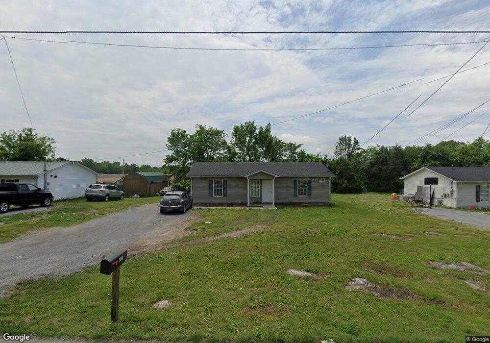 411 Dover St, Shelbyville, TN 37160 - photo 1